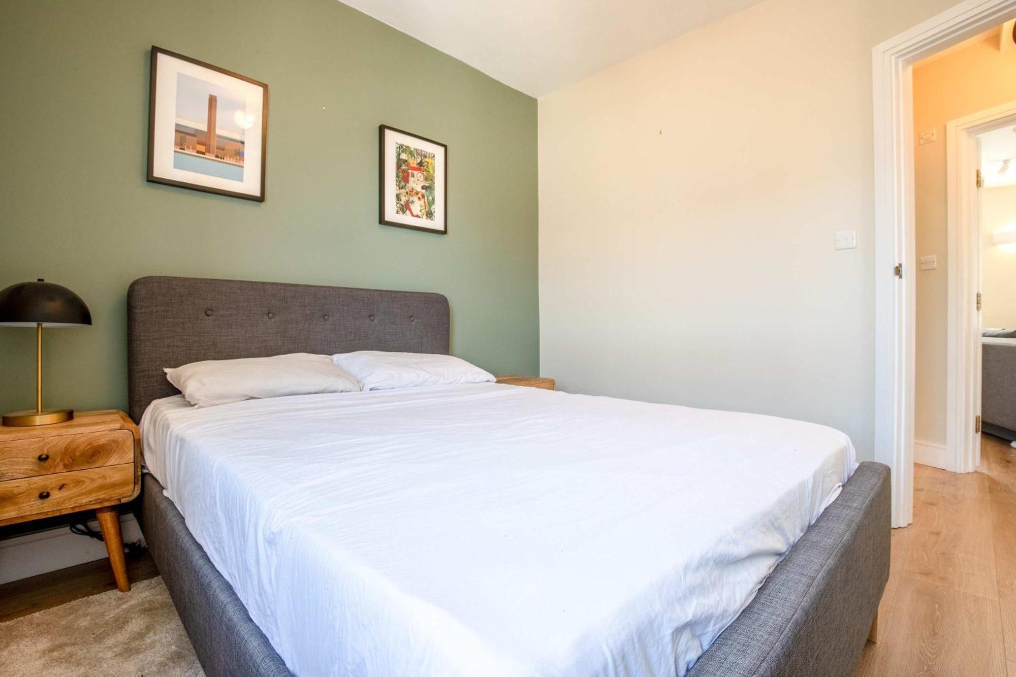 Londwell Residences Camden High Street Collection Apartment *